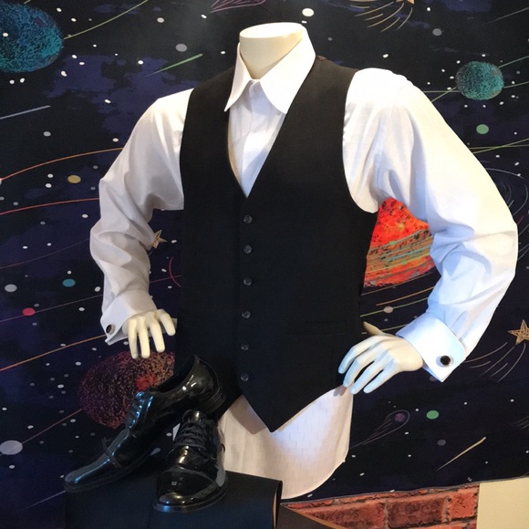 Black Vest - Picture 10 of 17